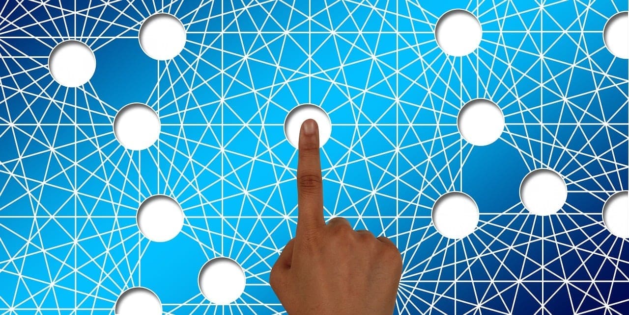 mi negocio es rentable y saludable- emprendedora trabajando desde casa en negocio multinivel de salud LifeWave